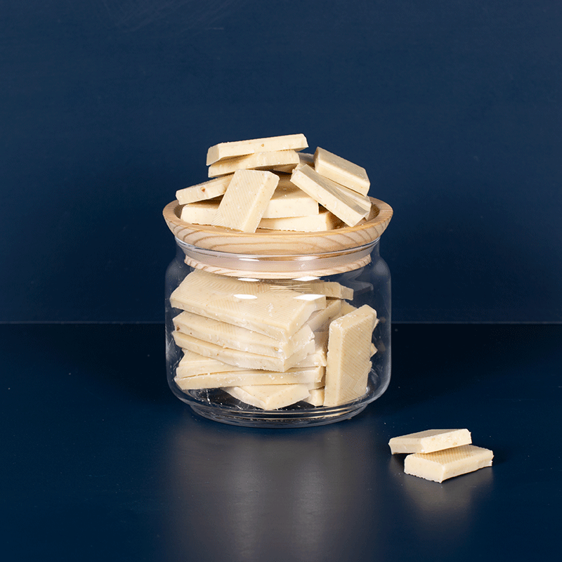 200g White Chocolate with Buckwheat